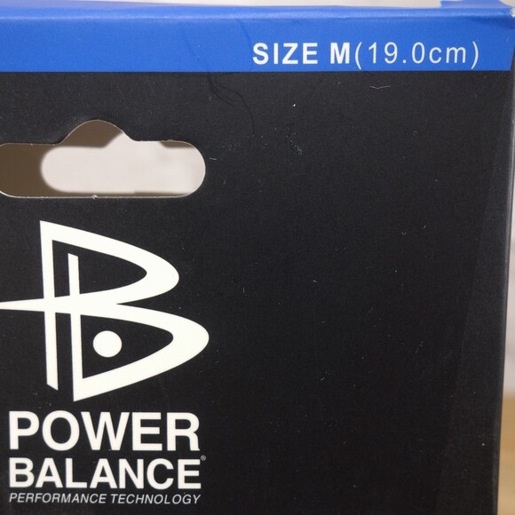Power Balance The Original Performance Wristband White And Pink Size Medium - Picture 2 of 4